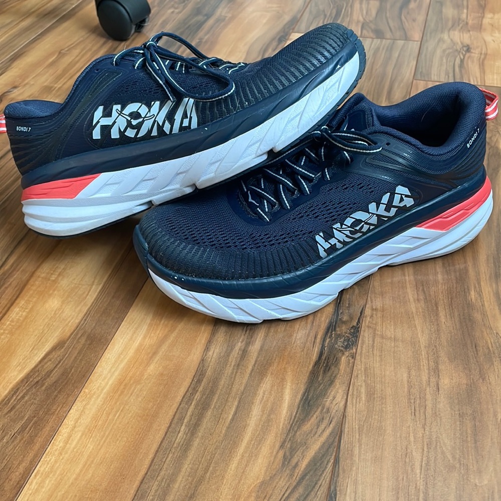 Hoka Bondi 7